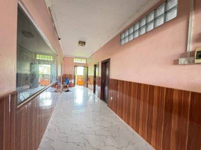 514 sqm Living Size CommercialShophouse Na prodej in Bakan
