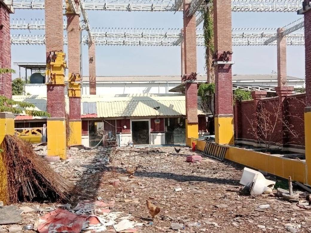 Shophouse Na prodej in Peuk, Angk Snuol, Kandal
