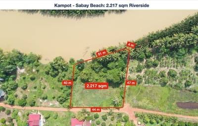 Relief À vendre de 2,217 m² de terrain