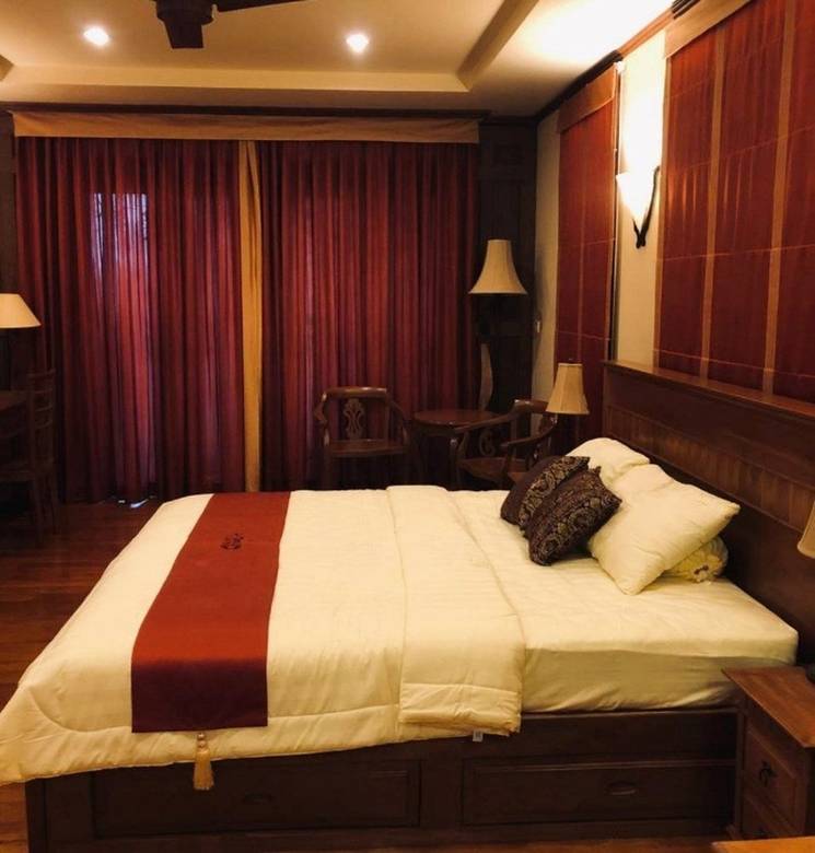 វីឡា សំរាប់ជួល នៅChroy Changvar តម្លៃ $1,700
