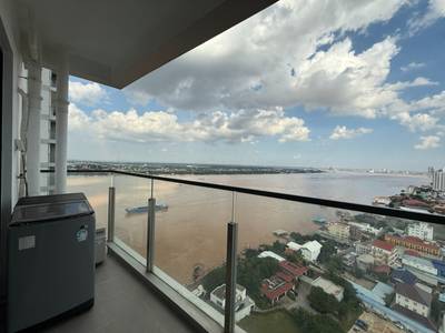 45 sqm Living Size Condo For Rent in Chroy Changvar