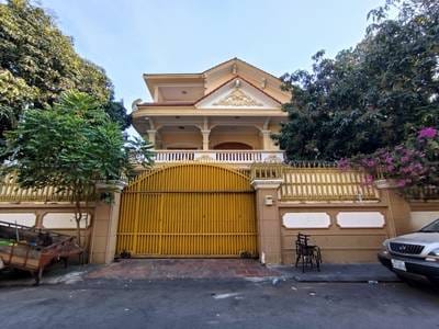 $3,000 Villa