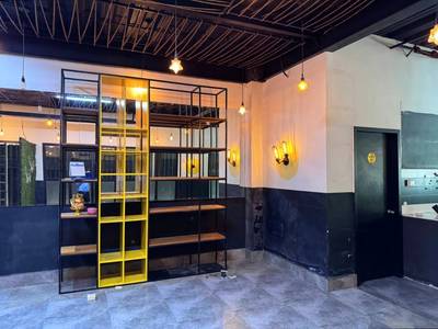 ตึกแถว สำหรับเช่า พื้นที่ใช้สอย 425 ตร.ม. ใน Boeng Keng Kang