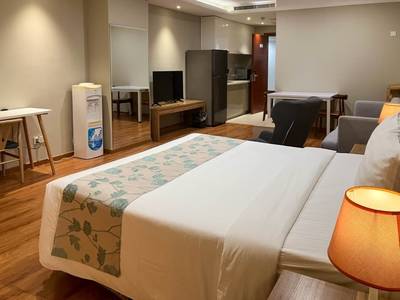 $550 Condo