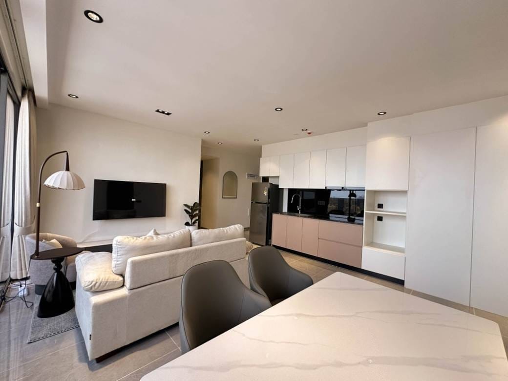 Condo For Rent in BKK 1, Boeng Keng Kang, Phnom Penh