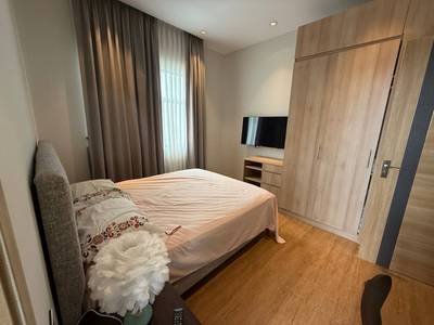 $1,000 Condo