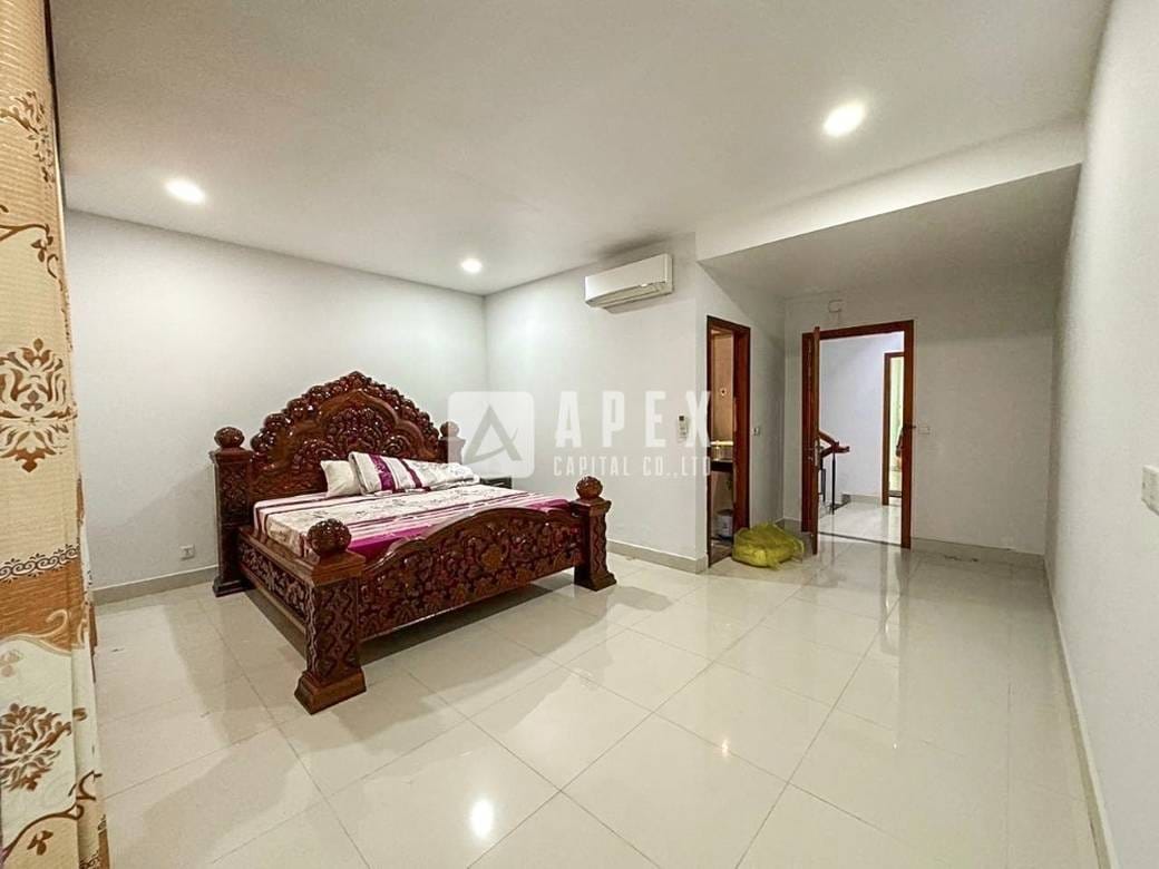 4卧室联排住宅出租，价格$1,500