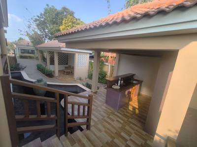 วิลล่า สำหรับเช่า ใน Siem Reap $2,500