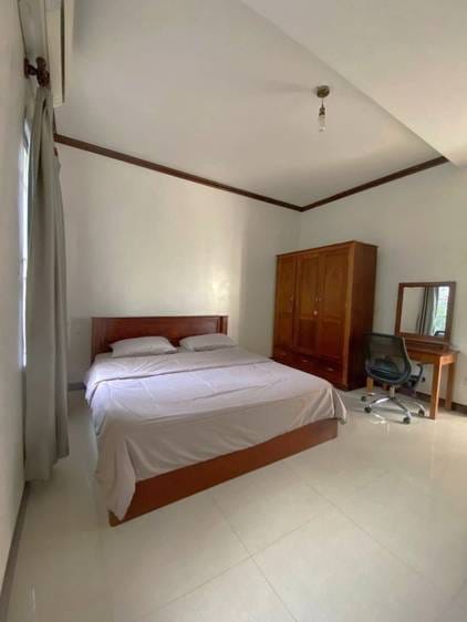 4卧室House and lot出租，价格$750