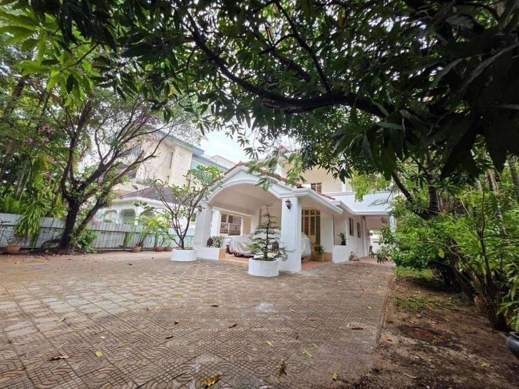 Вилла Для Аренды in Chroy Changvar, Phnom Penh
