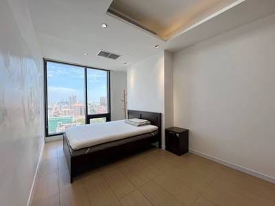 The Penthouse Residence | Condo Na prodej in Chamkarmon $220,000