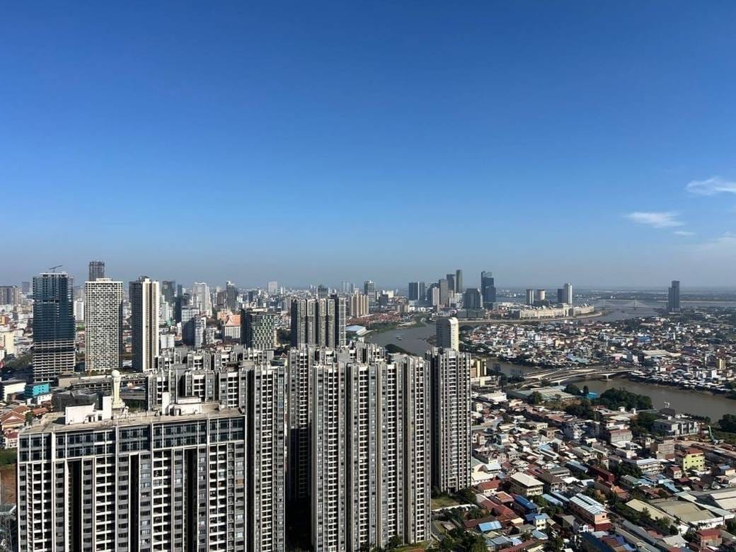 Urban Village Phase 2 | Condo For Sale with 1 Parking Space