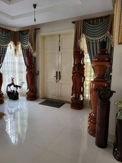 Vila Na prodej in Veal Sbov, Chbar Ampov, Phnom Penh