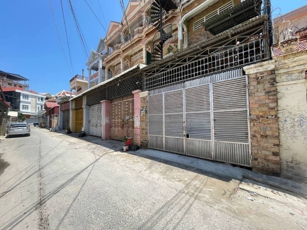 $220,000 Flat House