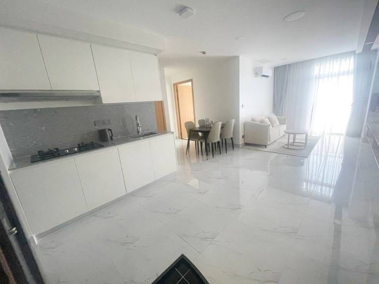 Bright High-Floor 1-Bedroom Condo with City View at TV Tower 