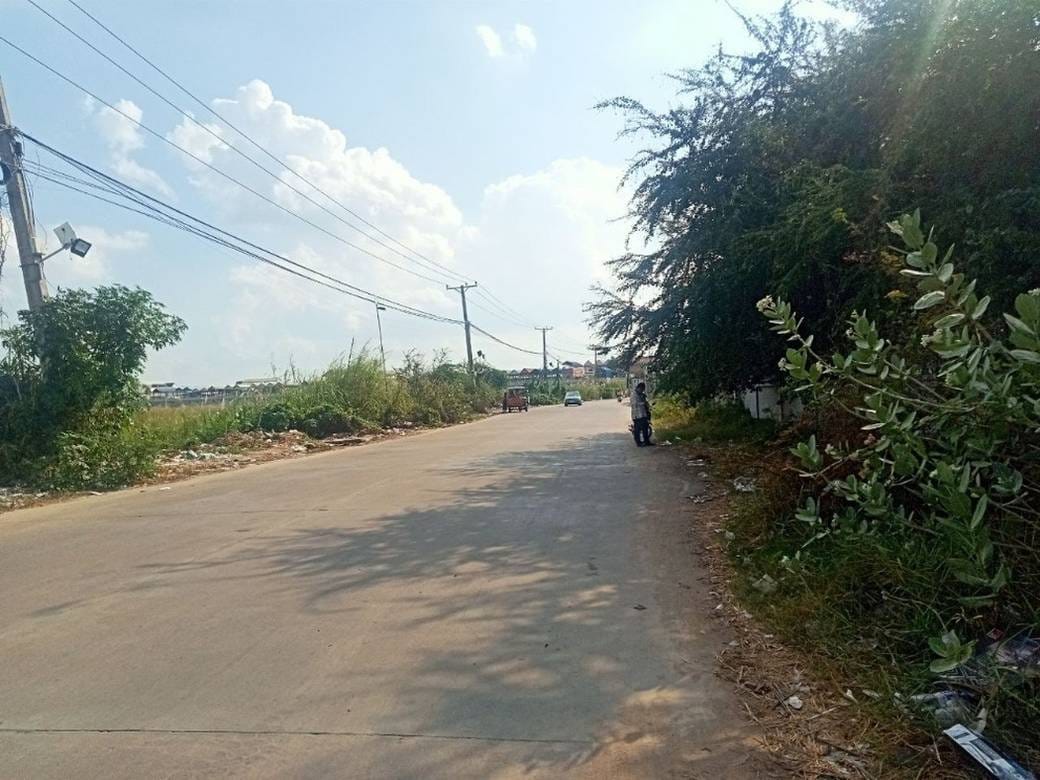 ที่ดิน สำหรับขาย ใน Chbar Ampov $1,609,200