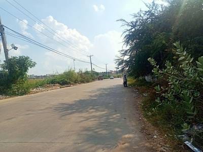 ที่ดิน สำหรับขาย ใน Chbar Ampov $1,609,200