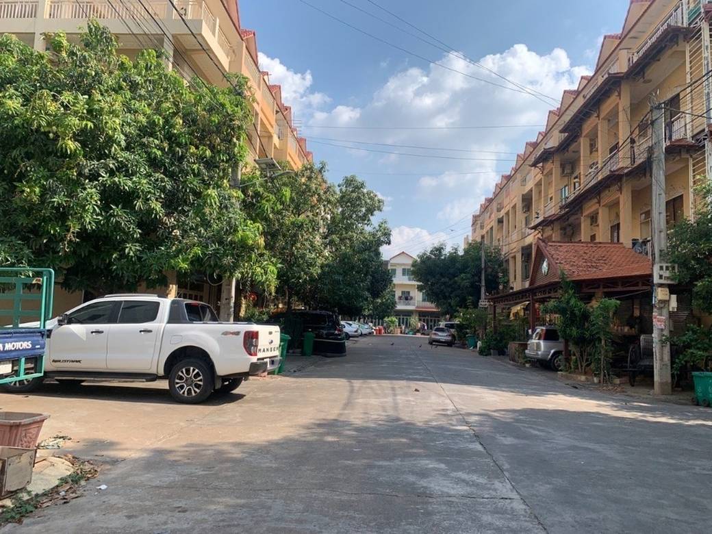 270 sqm Land Size House and lot For Sale & Rent