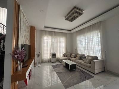 The ML Villa | $200,000 Dvojvila