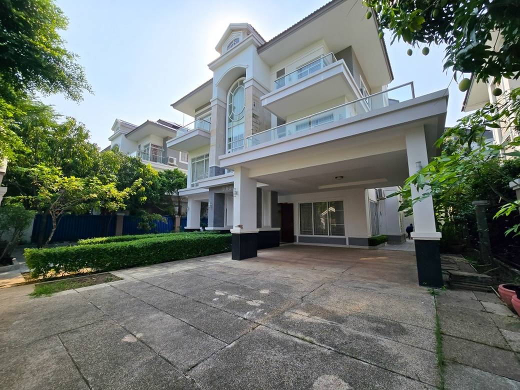 $4,000 Vila