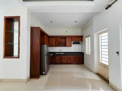 216 sqm Living Size Dvojvila Na prodej in Sen Sok