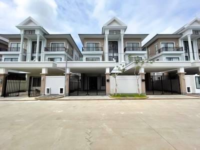 Borey Peng Huoth : The Star Diamond | 4卧室双子别墅出售