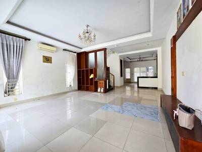 $500,000 Dvojvila