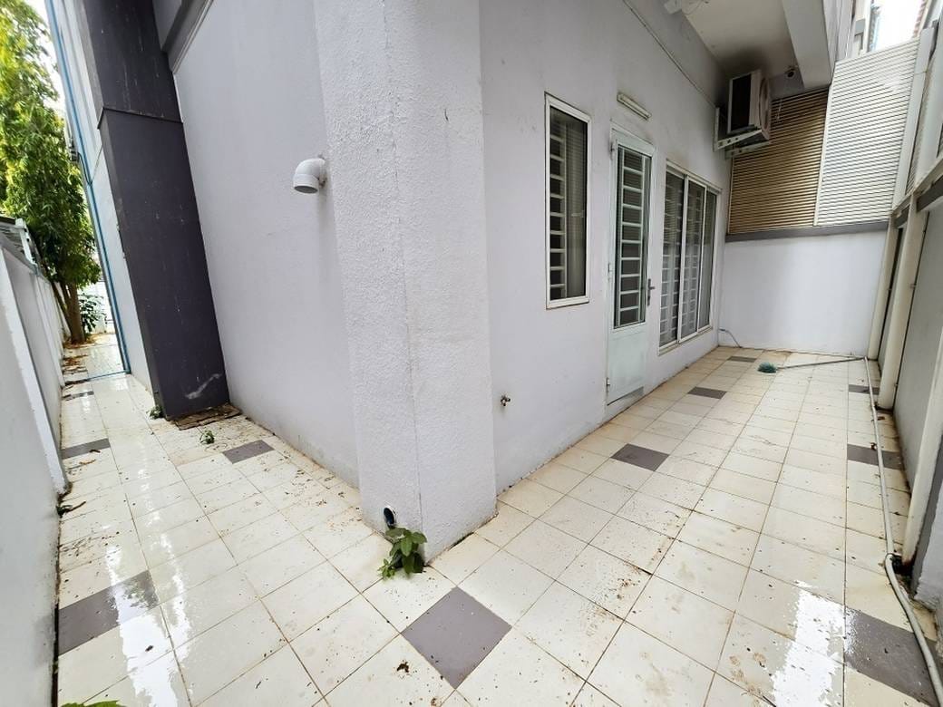 $330,000 Dvojvila