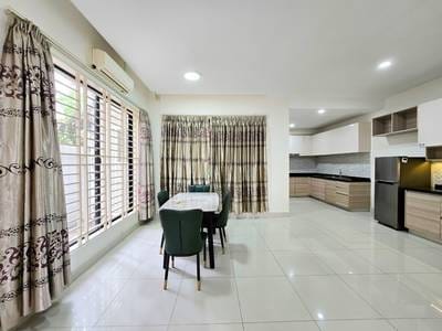 216 sqm Living Size Dvojvila Na prodej in Meanchey
