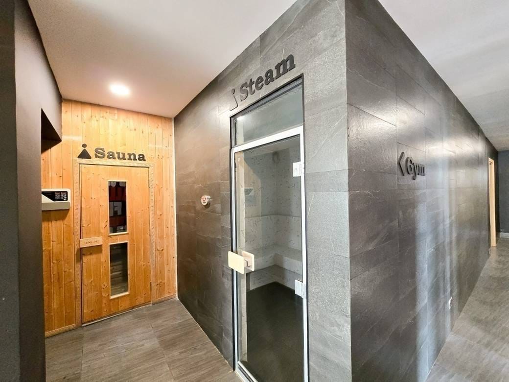 420 sqm Living Size Penthouse K pronájmu in Toul Kork