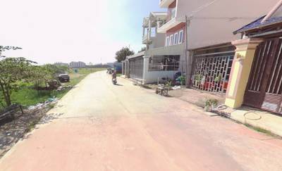 Por Sen CheyHouse and lot出售，价格$80,000