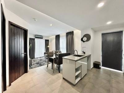 Urban Village Phase 1 | คอนโด สำหรับขาย พื้นที่ใช้สอย 45-222 ตร.ม. ใน Meanchey