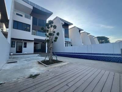 Villa À louer à Chbar Ampov $5,500