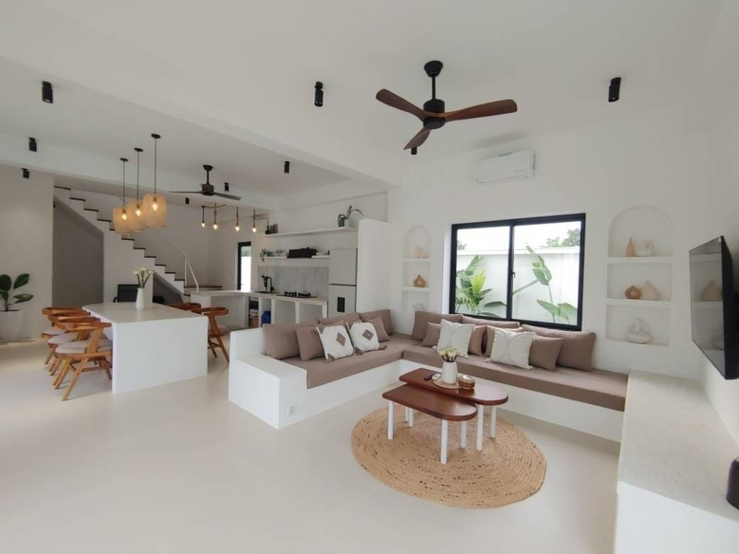 244 sqm Land Size Villa For Rent