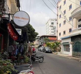 House and lot สำหรับขาย ใน บีเคเค 2, บึงเกงกอง, พนมเปญ