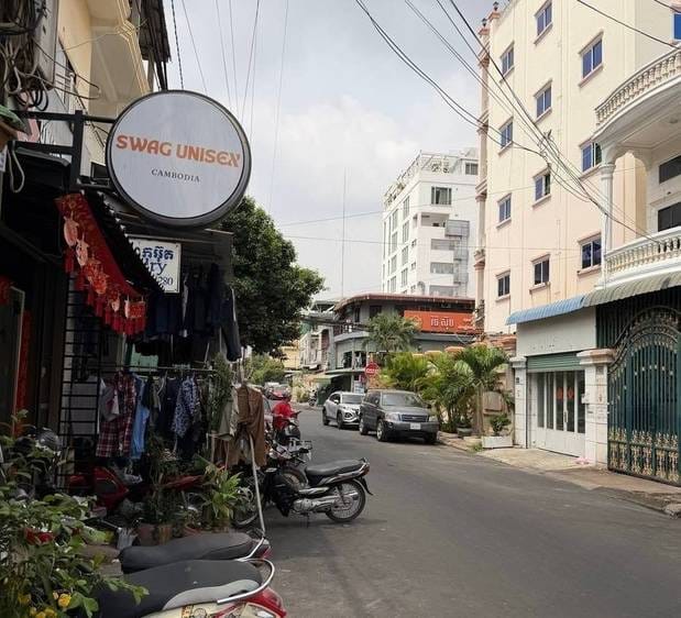 House and lot สำหรับขาย ใน บีเคเค 2, บึงเกงกอง, พนมเปญ