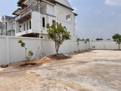 Relief À vendre de 590 m² de terrain pour $650,000