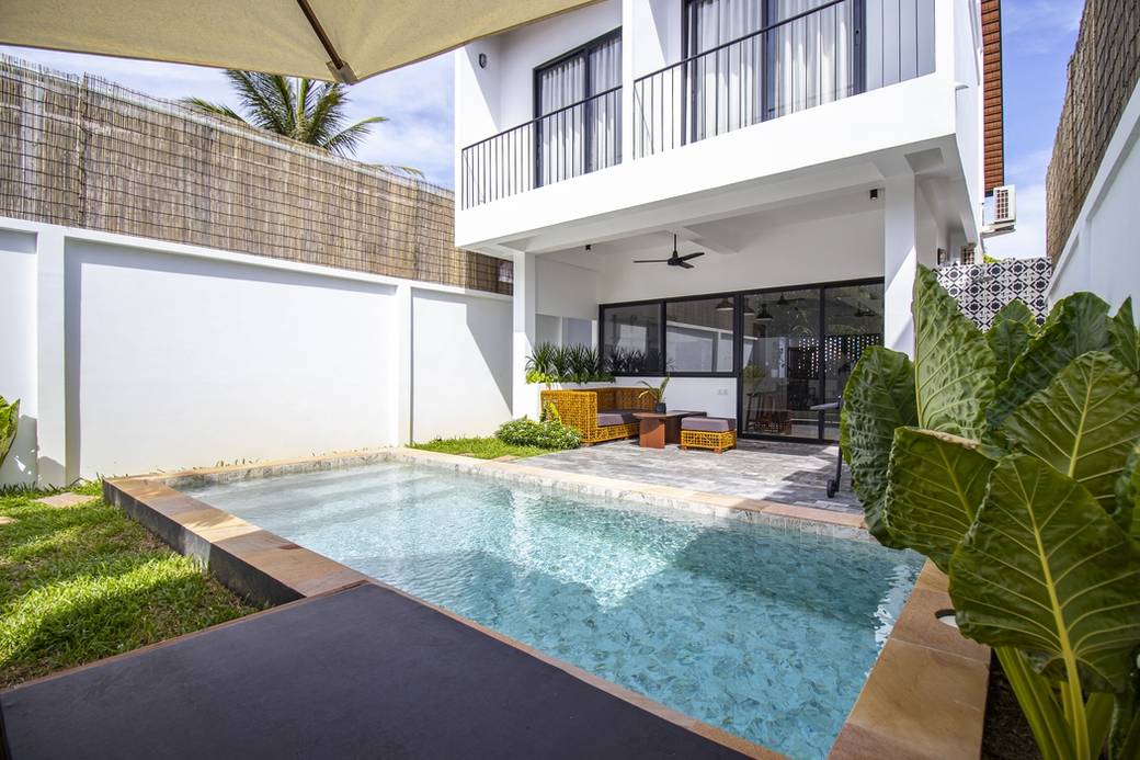 $1,200 Villa