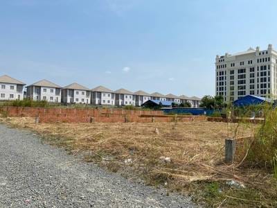 ដី សំរាប់លក់ នៅChroy Changvar តម្លៃ $316,800
