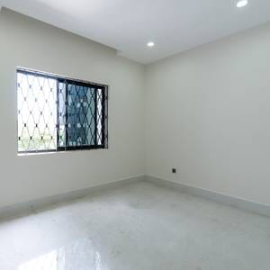 108平方米土地面积的House and lot出租