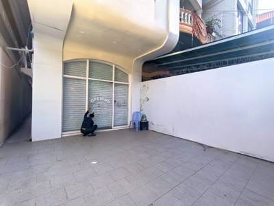 100 sqm Land Size Shophouse K pronájmu