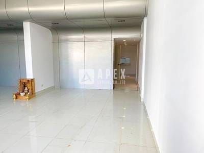 带1个停车位的店屋出租