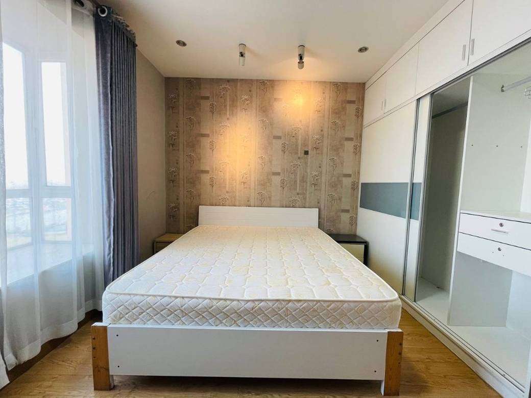 Zařízeno Condo Na prodej