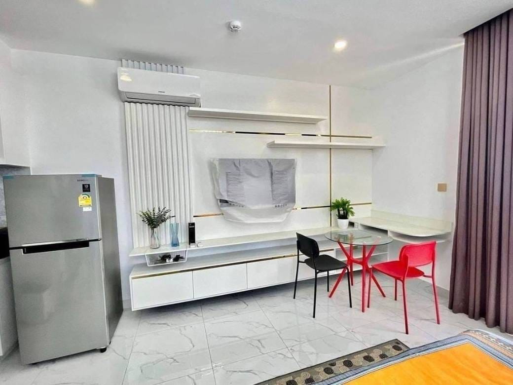 $300 Condo