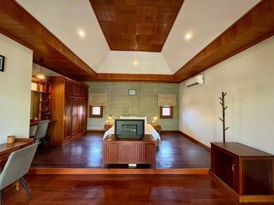 $350 Villa