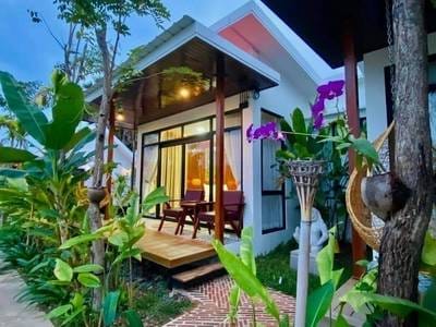 2,500 sqm Land Size Villa For Rent