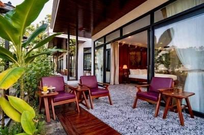 $1,600 Villa