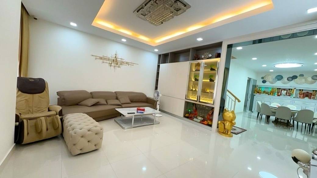$450,000 Dvojvila