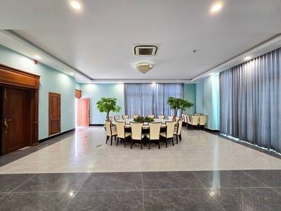 11,900 sqm Living Size Budova K pronájmu in Meanchey