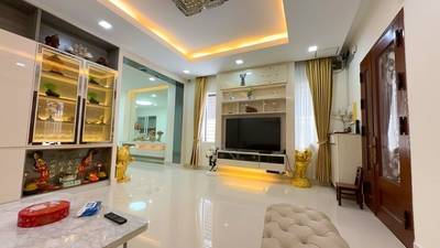 256.8 sqm Land Size Dvojvila Na prodej